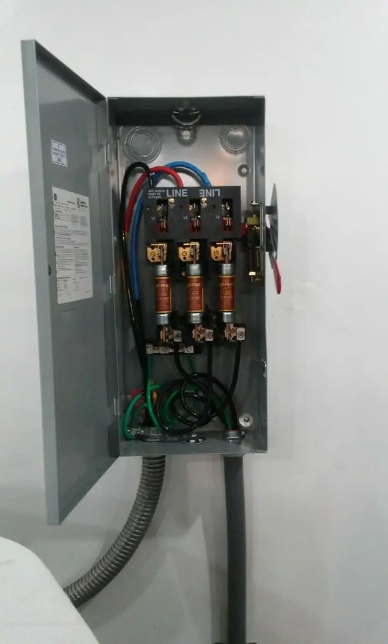 Three-phase disconnect switch installed for Electrical Wiring & Rewiring in Moscow Mills